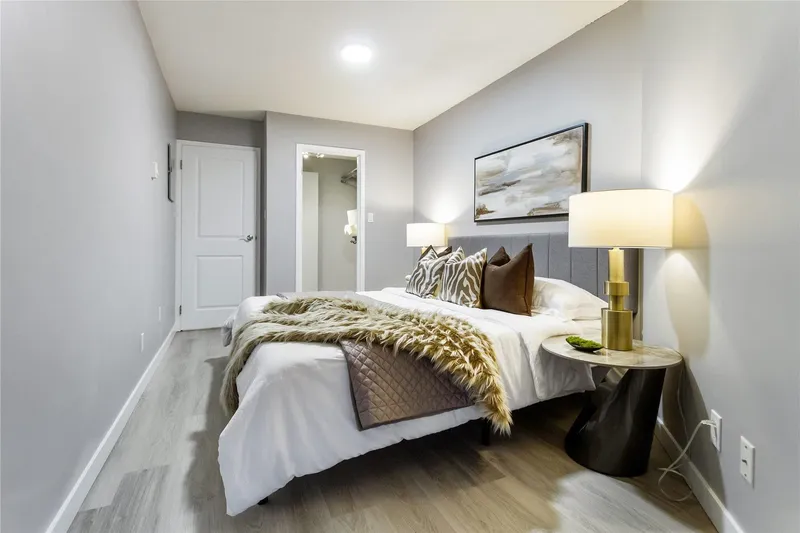 201 2222 PRINCE EDWARD STREET - photo 4 of 25