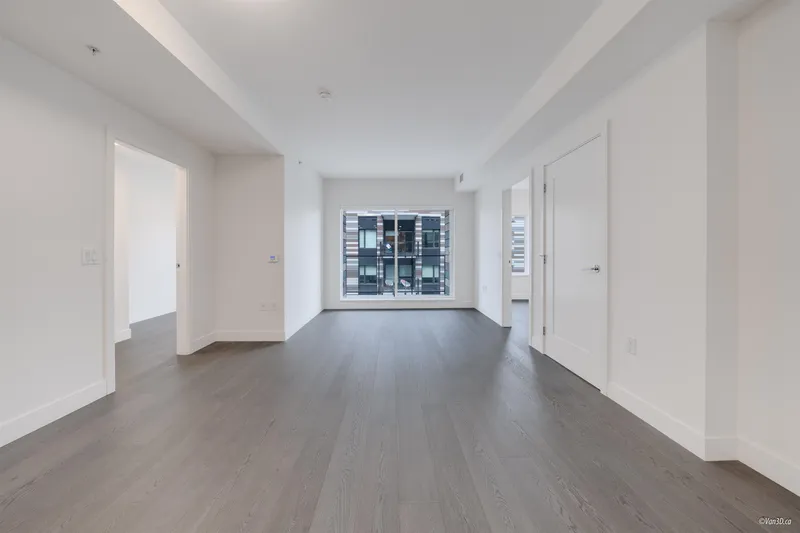 305 488 W 58TH AVENUE - photo 4 of 25