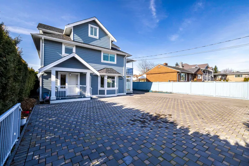 7535 BURGESS STREET - photo 2 of 25