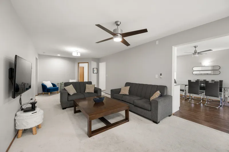 131 7156 121 STREET - photo 4 of 25