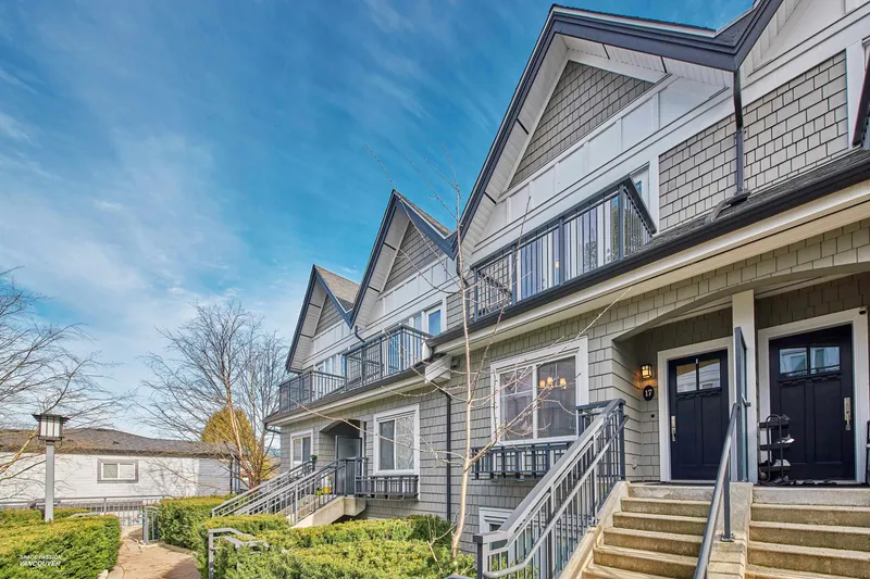 17 5655 CHAFFEY AVENUE - photo 4 of 25