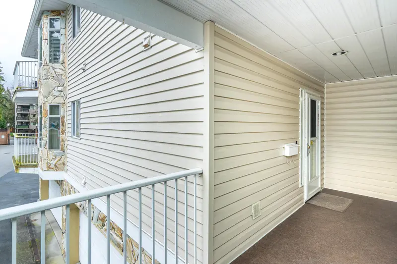 110 10584 153 STREET - photo 3 of 23