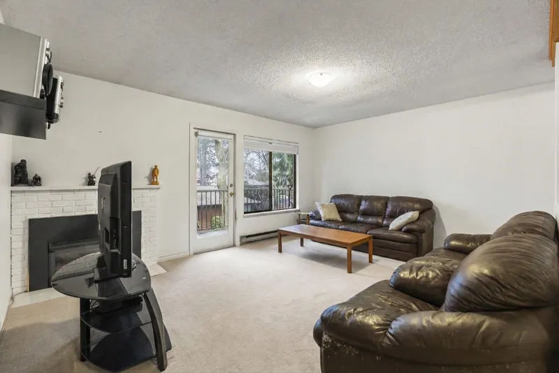 2207 10620 150 STREET - photo 3 of 25