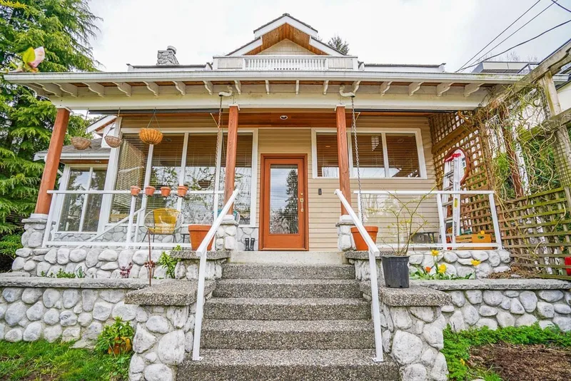 10500 125A STREET - photo 2 of 18