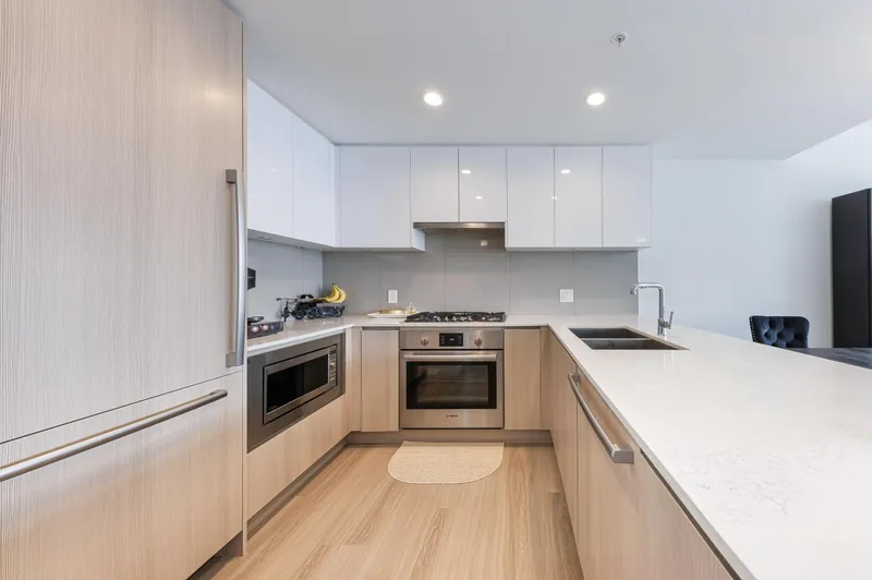 801 618 CARNARVON STREET - photo 4 of 25