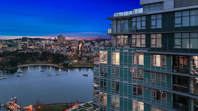 3002 1483 HOMER STREET - photo 4 of 25