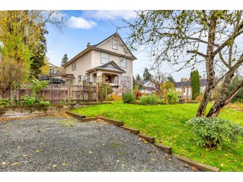 32945 3 AVENUE - photo 3 of 3