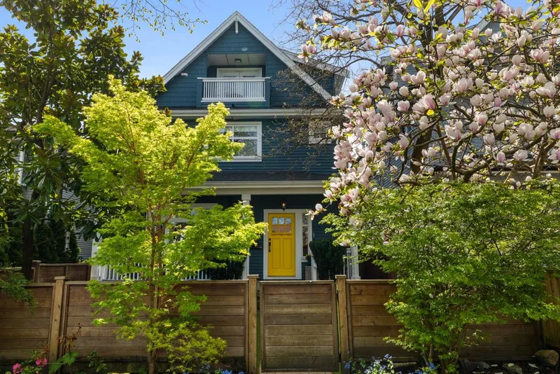 830 E 10TH AVENUE - photo 1 of 25