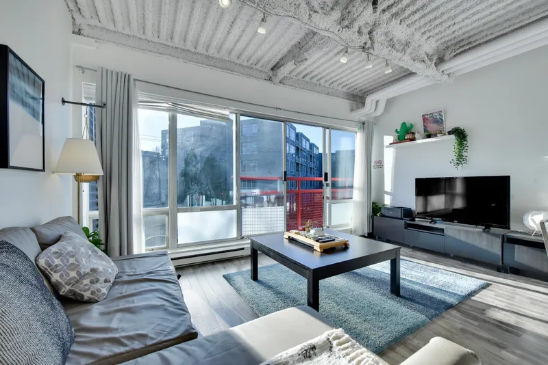 305 350 E 2ND AVENUE - photo 3 of 25