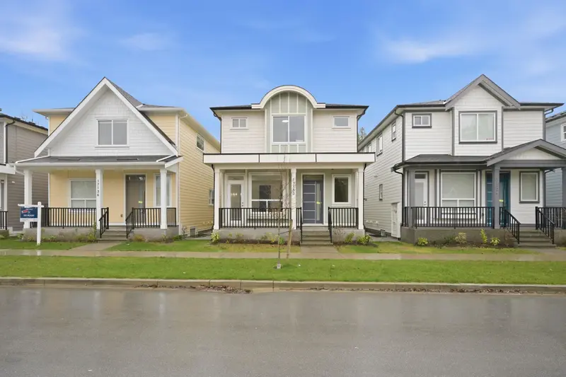 17130 1 AVENUE - photo 1 of 25