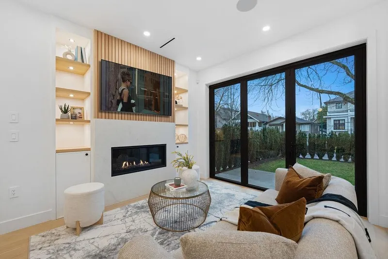 1 2846 W 12TH AVENUE - photo 1 of 25