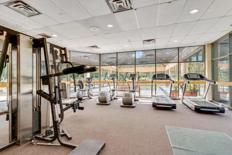 905 5885 OLIVE AVENUE - photo 4 of 21