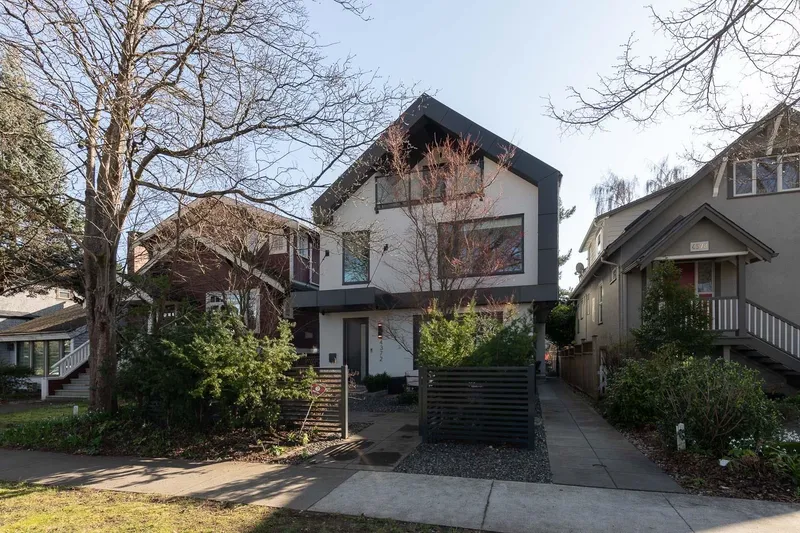 4372 W 13TH AVENUE - photo 2 of 25