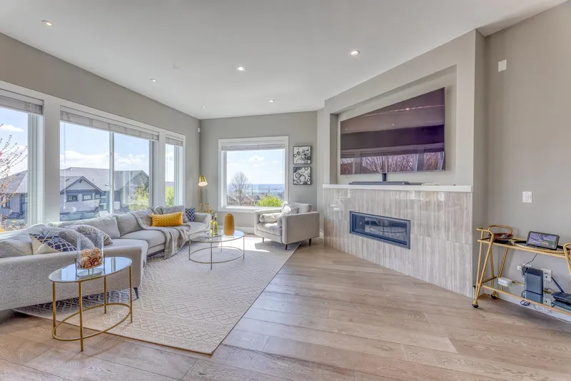 1438 STRAWLINE HILL STREET - photo 2 of 25