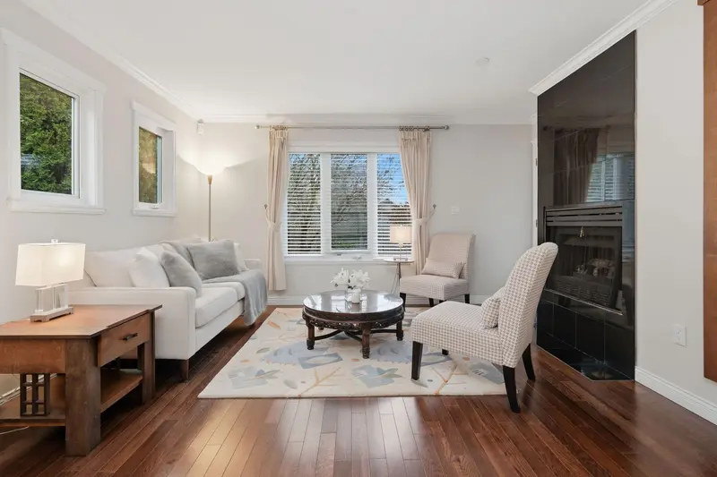 1558 BOWSER AVENUE - photo 3 of 25