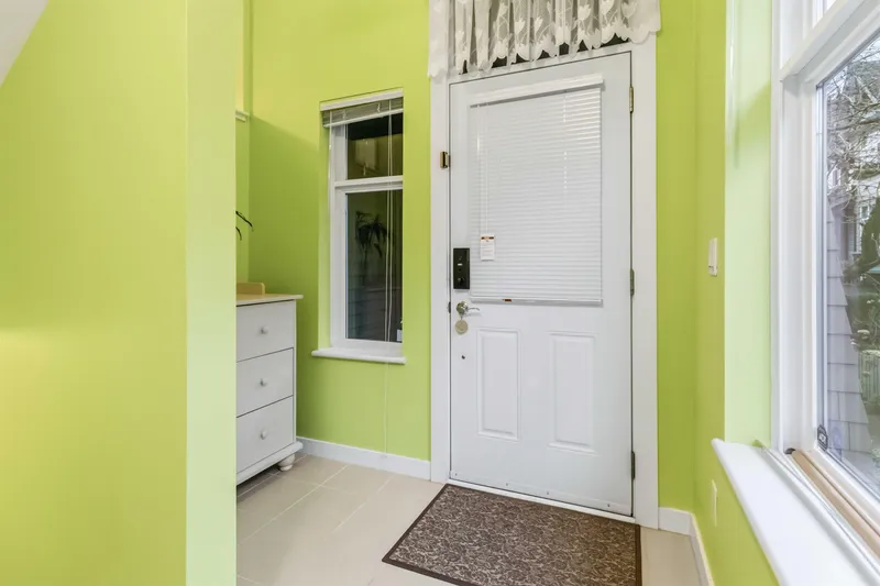 50 9800 ODLIN ROAD - photo 2 of 21