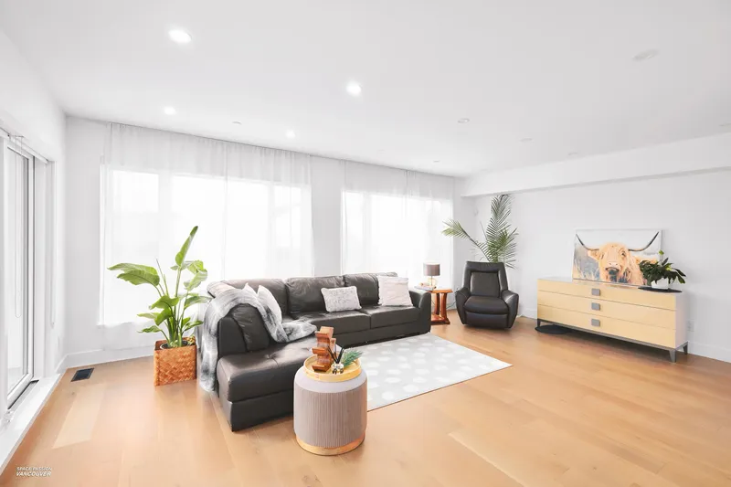 23962 120B AVENUE - photo 4 of 25