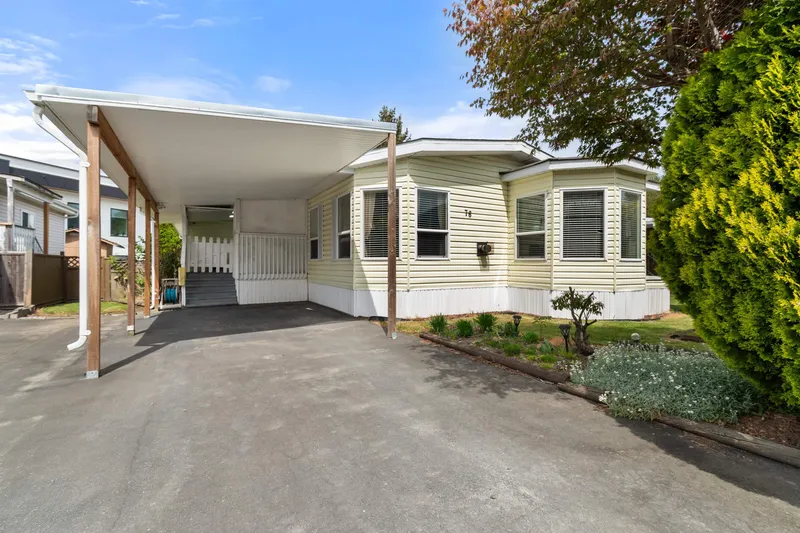 76 6035 VEDDER ROAD - photo 2 of 25