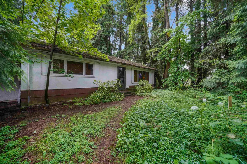 14924 90A AVENUE - photo 3 of 6