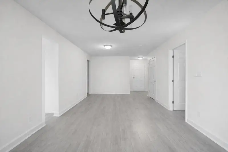 313 3085 PRIMROSE LANE - photo 3 of 17