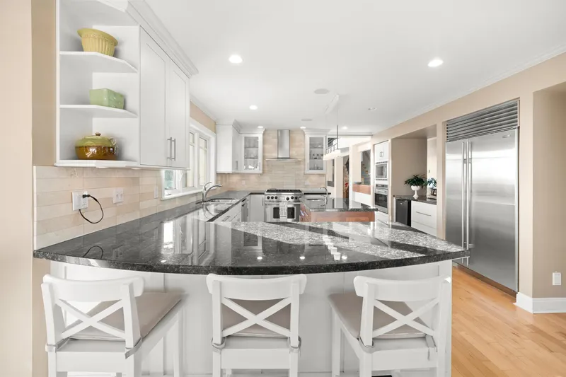 1408 31ST STREET - photo 3 of 25