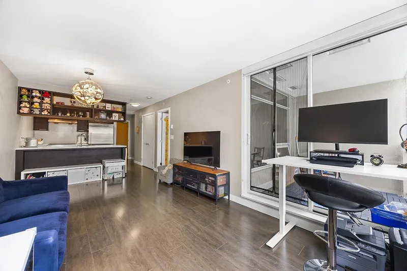 1213 6288 NO. 3 ROAD - photo 4 of 25