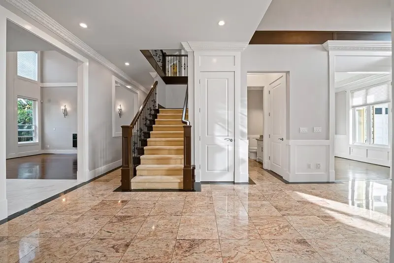 6431 BASSETT ROAD - photo 3 of 25