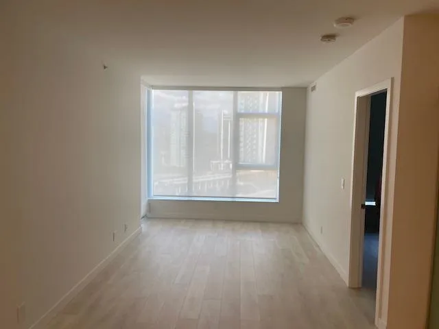 3107 537 COTTONWOOD AVENUE - photo 3 of 24