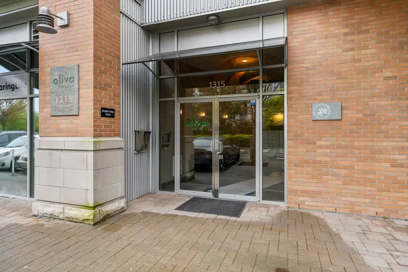 203 1315 56 STREET - photo 3 of 24