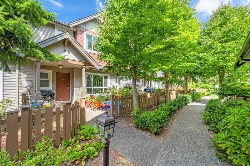 49 7733 HEATHER STREET - photo 1 of 25