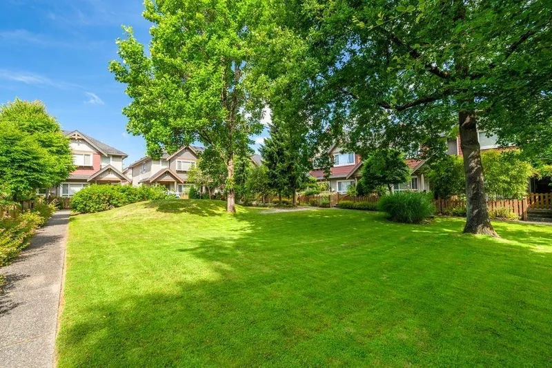 49 7733 HEATHER STREET - photo 4 of 25