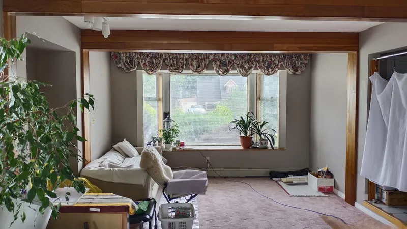 12978 96A AVENUE - photo 4 of 25