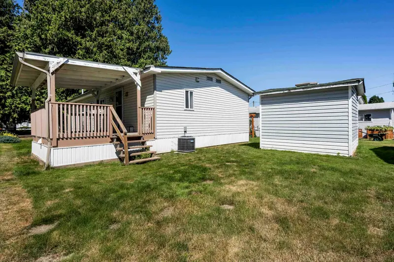 108 6035 VEDDER ROAD - photo 2 of 25