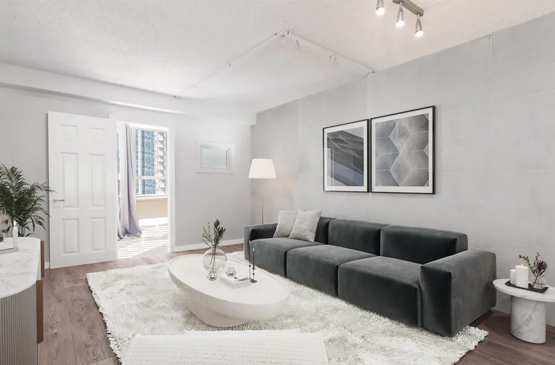 1004 789 DRAKE STREET - photo 1 of 25