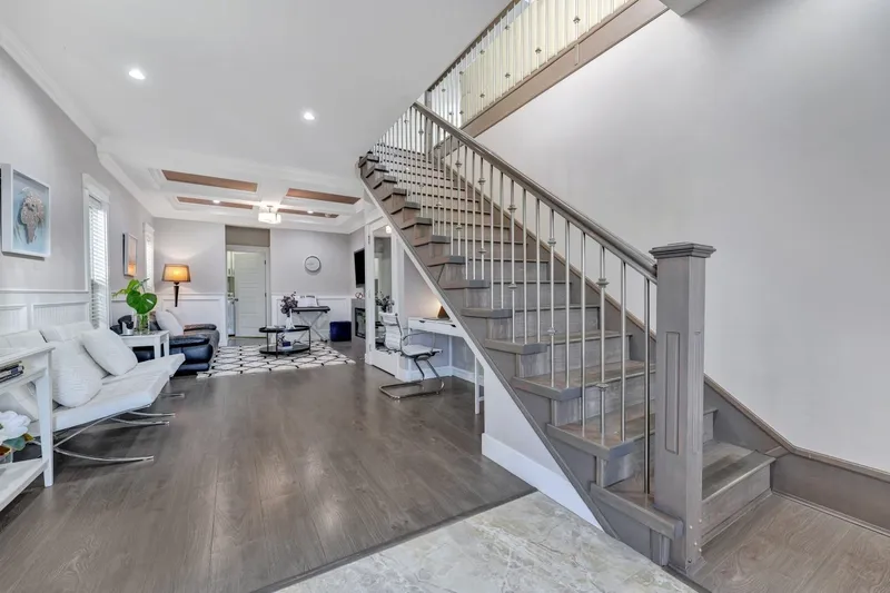 221 CAMPBELL STREET - photo 3 of 25