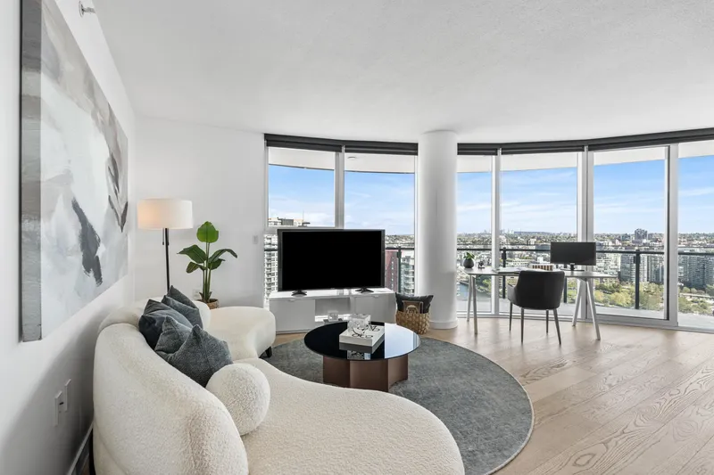 2717 89 NELSON STREET - photo 3 of 25