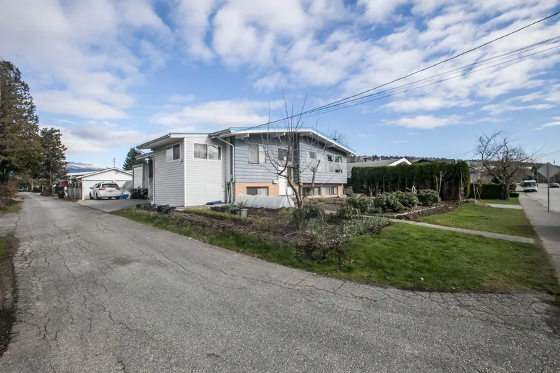 7017 KITCHENER STREET - photo 3 of 6