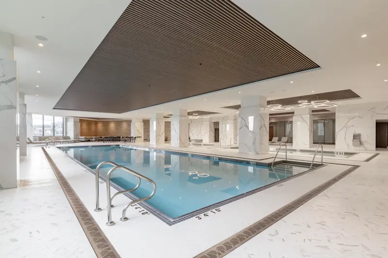 4304 4168 LOUGHEED HIGHWAY - photo 2 of 20