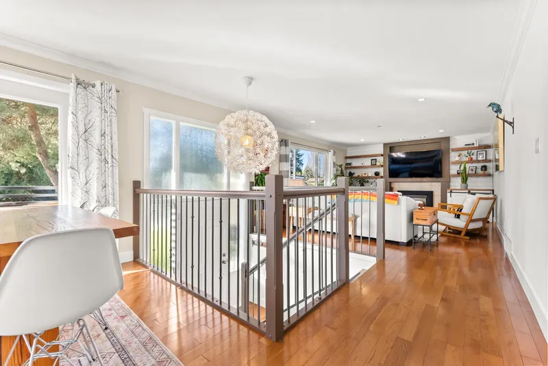 1664 58 STREET - photo 4 of 25