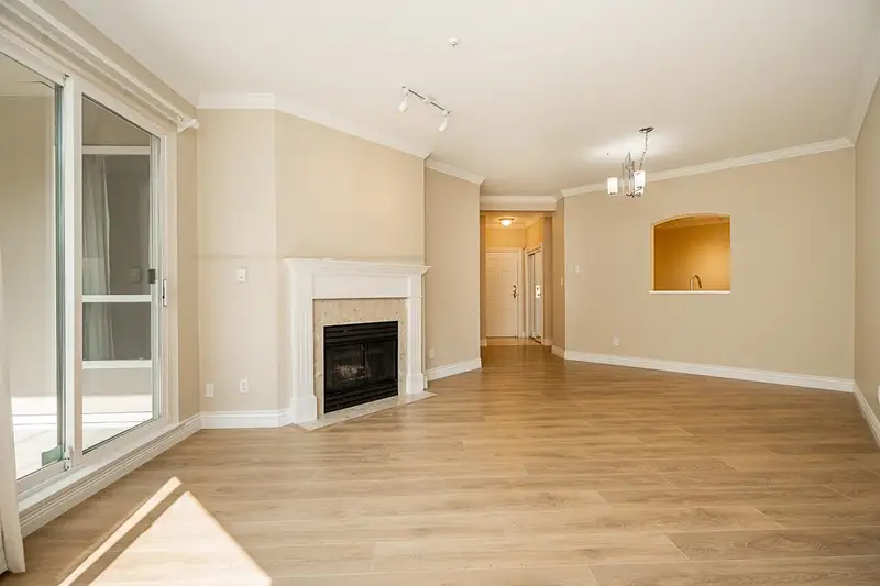 218 3098 GUILDFORD WAY - photo 4 of 25