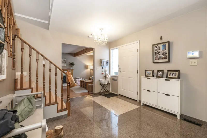 2210 DAWES HILL ROAD - photo 2 of 25