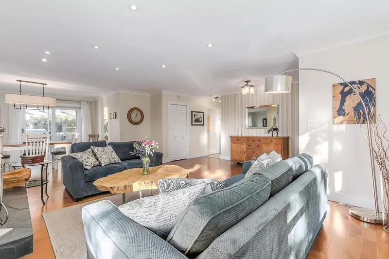 3129 PRINCESS AVENUE - photo 3 of 22