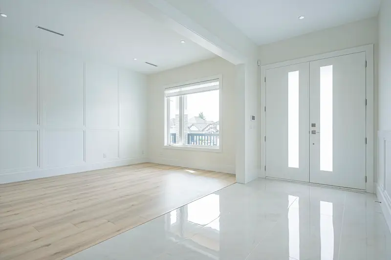 15665 82 AVENUE - photo 3 of 25