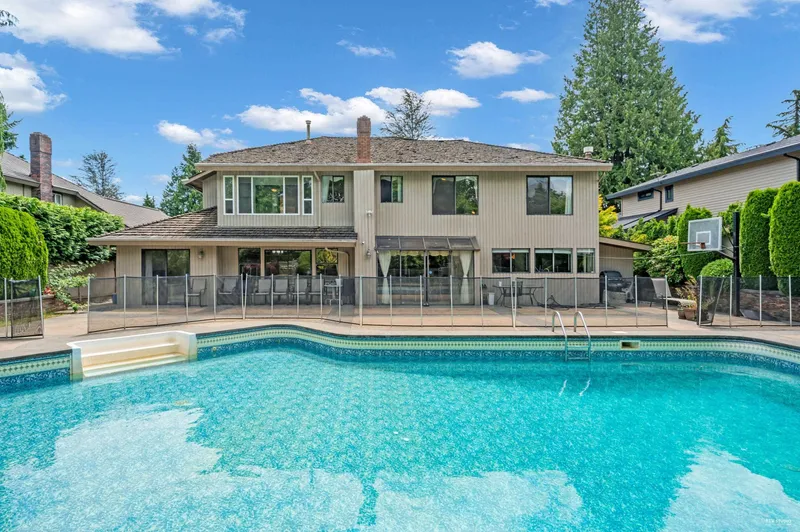 11681 SUMMIT CRESCENT - photo 1 of 25