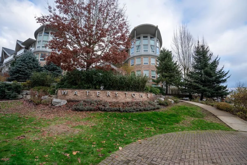 413 6440 194 AVENUE - photo 2 of 25