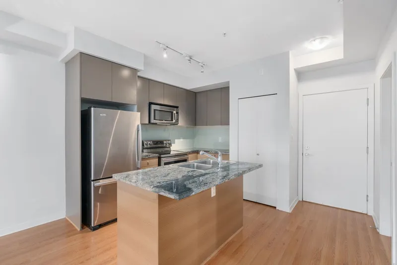 413 6440 194 AVENUE - photo 4 of 25