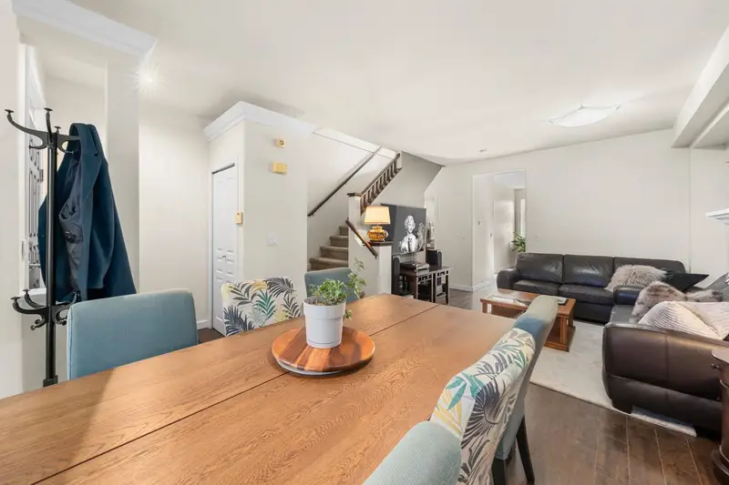 41 2678 KING GEORGE BOULEVARD - photo 3 of 25