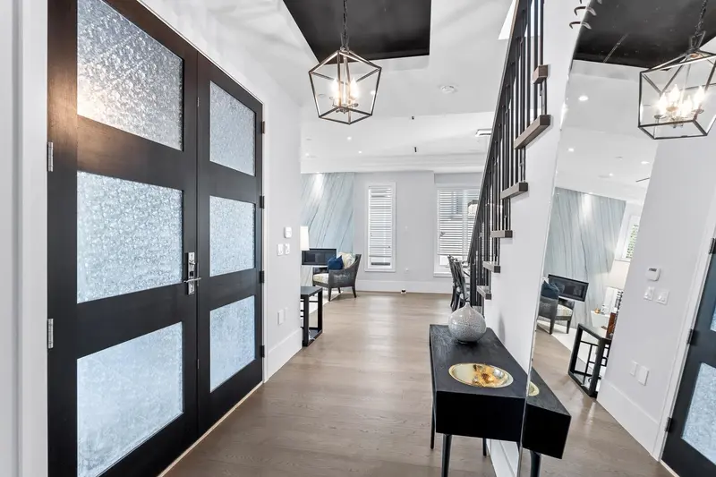 3726 W 35TH AVENUE - photo 3 of 25