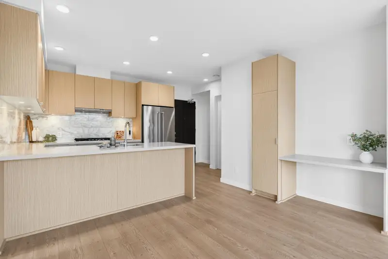 1706 530 WHITING WAY - photo 4 of 25