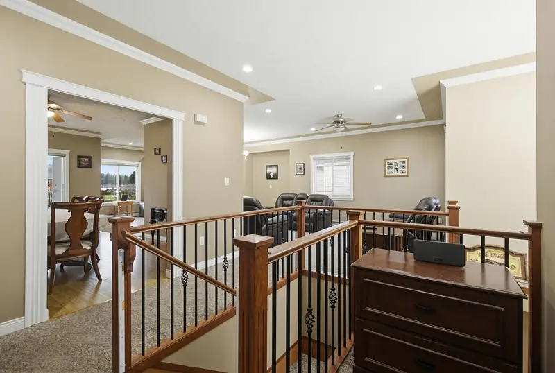 8727 HARGITT PLACE - photo 4 of 25